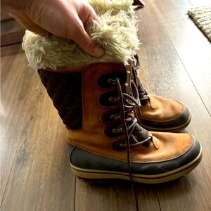 Helly Hensen winter boots